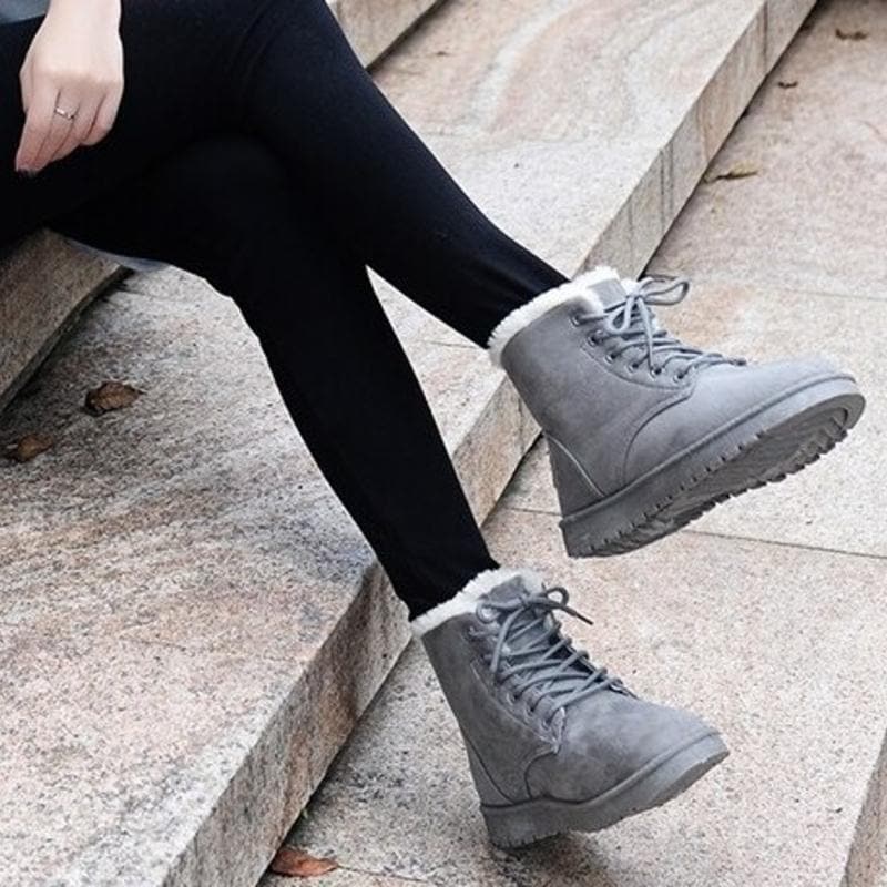 Victoria’s Cozy Lace-Up Ankle Boots