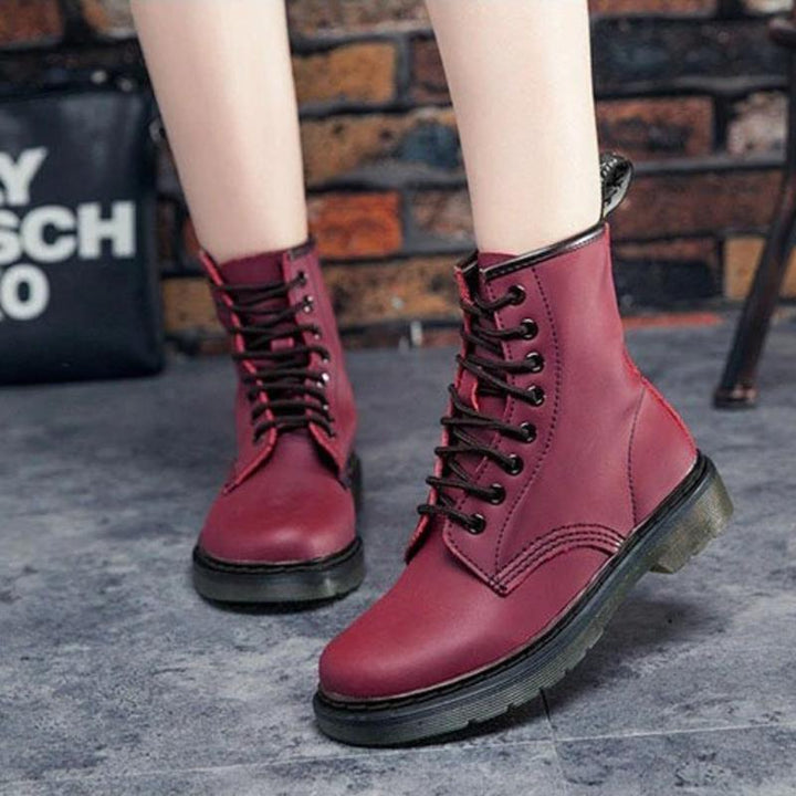 Victoria’s High-Ankle Leather Lace-Up Boots