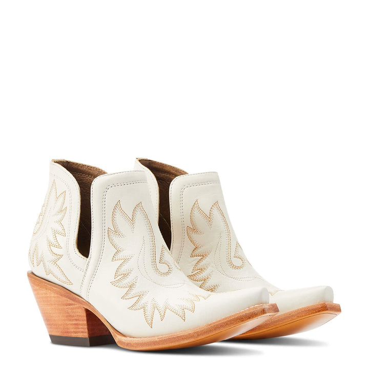 Victoria’s Boho Western Embroidered Ankle Boots