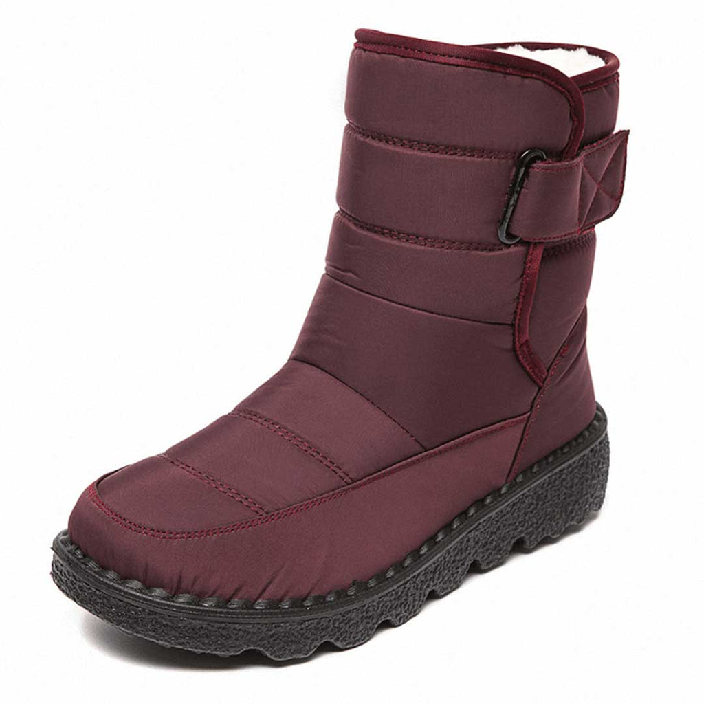 Victoria’s Quilted Winter Grip Boots