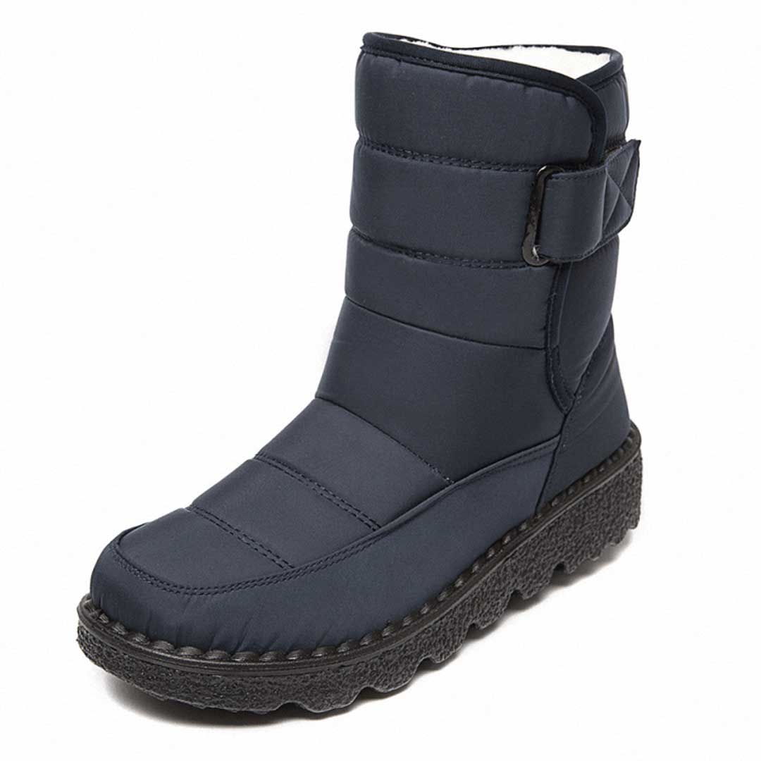 Victoria’s Quilted Winter Grip Boots