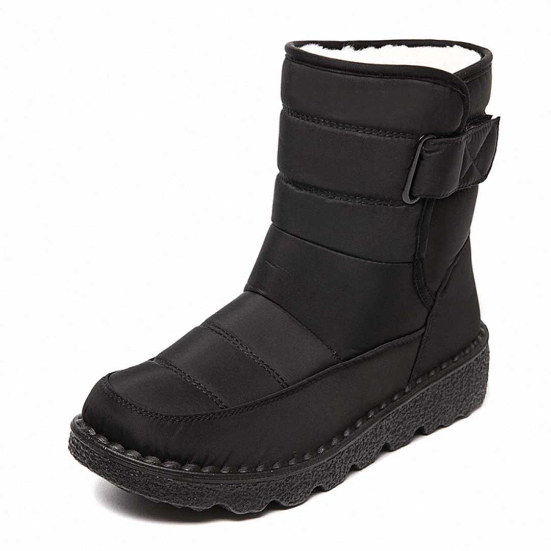 Victoria’s Quilted Winter Grip Boots