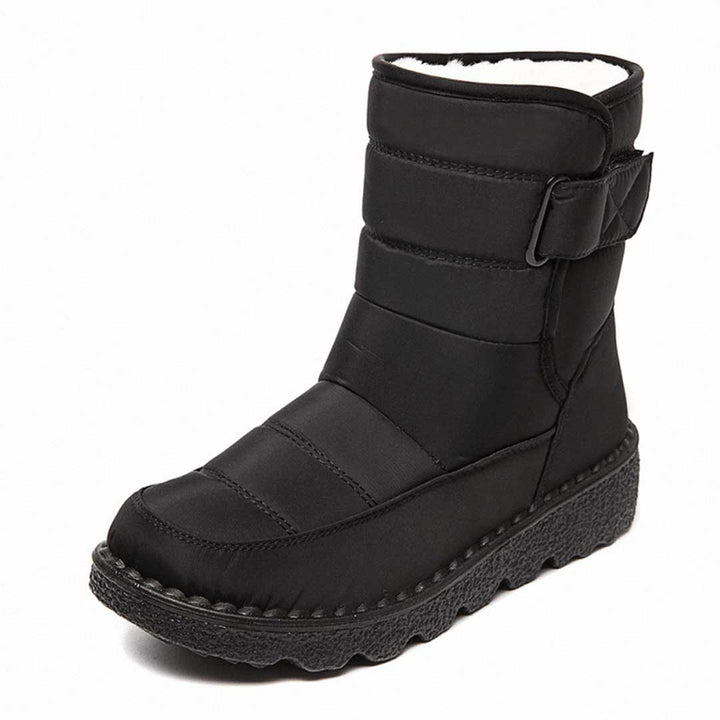 Victoria’s Quilted Winter Grip Boots